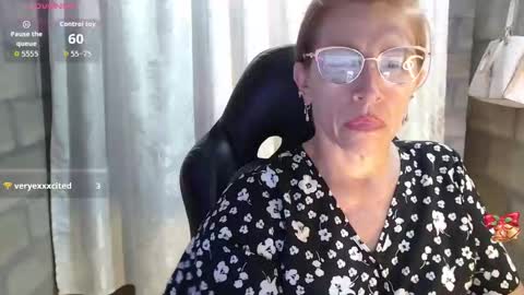 CHAYLA VICTORIA RUIZ  online show from 6, 3, 2026