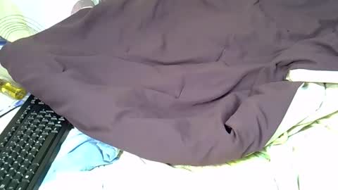 Snapshot of cheerchelly chatting on 2, 12, 2025 Cheerchelly online show from 2, 12, 2025