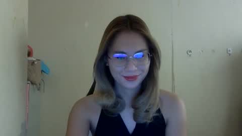 Snapshot of chelly4u69 chatting on 15, 10, 2025 chelly4u69 online show from 15, 10, 2025