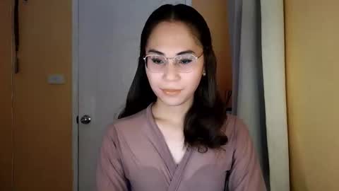 chelly4u69 online show from 3, 4, 2026