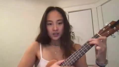 Snapshot of chellybear101 chatting on 19, 1, 2025 chellybear101 online show from 19, 1, 2025