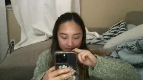 Snapshot of chellybear101 chatting on 11, 2, 2025 chellybear101 online show from 11, 2, 2025