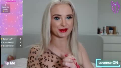 Snapshot of chelseablondeuk chatting on 2, 3, 2026 ChelseaBlonde online show from 2, 3, 2026