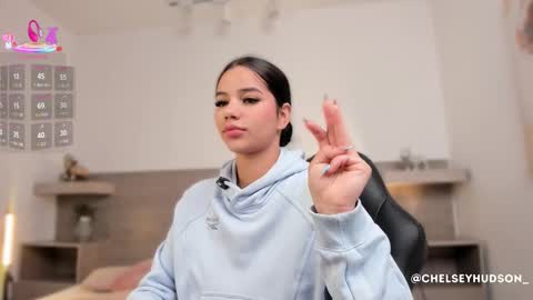 Snapshot of chelsey_hudson chatting on 20, 11, 2025 chelsey_hudson online show from 20, 11, 2025