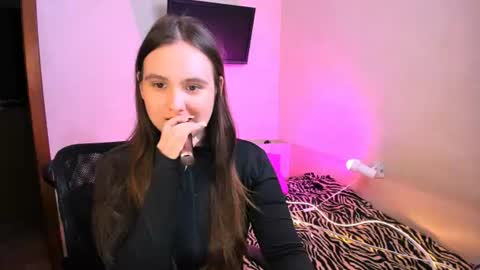 Snapshot of chelsyluxex chatting on 19, 7, 2026 Chelsy Luxe online show from 19, 7, 2026