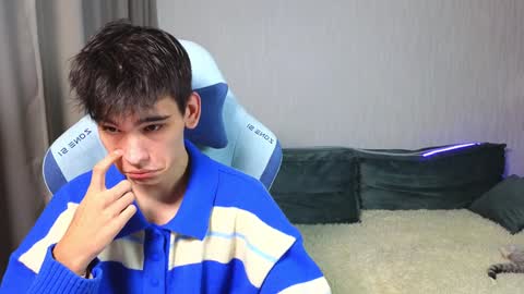 LUCASRYANPVT IS OPEN online show from 4, 12, 2024