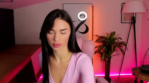 Cherry  Kiss online show from 22, 4, 2026