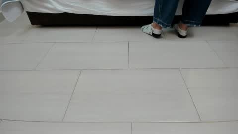 Emma  online show from 23, 11, 2025