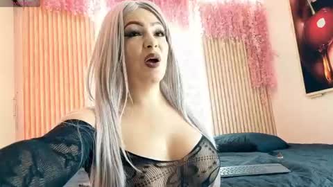 Snapshot of cherry_blossom_miss chatting on 24, 6, 2026 cherry_blossom_miss online show from 24, 6, 2026