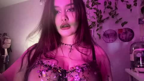 Snapshot of cherry_elfcat chatting on 5, 6, 2026 cherry_elfcat online show from 5, 6, 2026