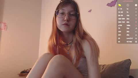 Snapshot of cherry_hazzze chatting on 7, 11, 2025 Cheryl online show from 7, 11, 2025