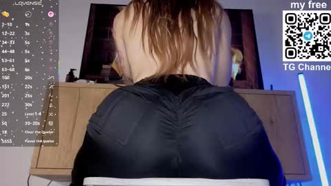 Vanessa Ray  STREAMING TIME everyday of the week  -  German time. except Saturday online show from 23, 12, 2025