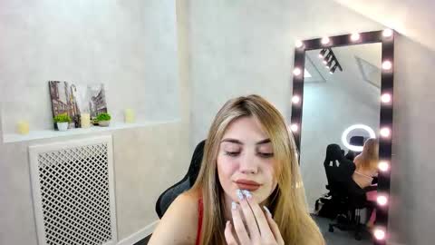 cherry_pr1ce online show from 13, 12, 2024