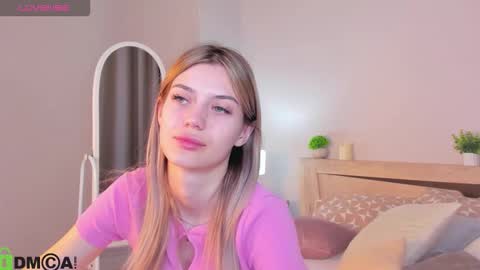 cherry_pr1ce online show from 14, 12, 2025