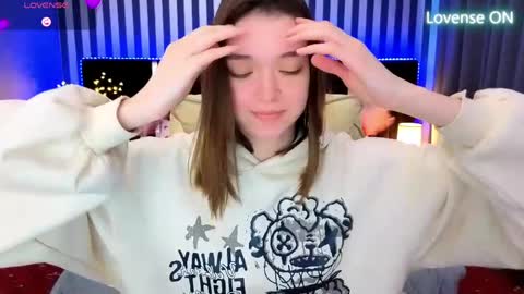 Snapshot of cherry_wipe chatting on 5, 4, 2026 Cherry Wipe online show from 5, 4, 2026