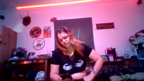 Snapshot of cherrybomb454 chatting on 20, 10, 2025 cherrybomb454 online show from 20, 10, 2025