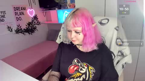 Snapshot of cherrybounce chatting on 24, 2, 2026 Sarah online show from 24, 2, 2026