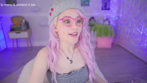 Cherry Crush  online show from 20, 2, 2026