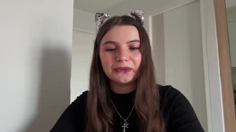 Snapshot of cherryelin chatting on 31, 12, 2024 Lina online show from 31, 12, 2024