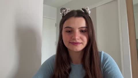 Snapshot of cherryelin chatting on 5, 1, 2025 Lina online show from 5, 1, 2025