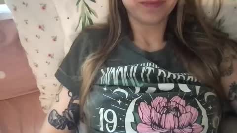 Snapshot of cherryflavorxx chatting on 5, 4, 2026 cherryflavorxx online show from 5, 4, 2026