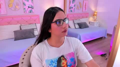 Snapshot of cherrylady2 chatting on 21, 4, 2026 Cherry online show from 21, 4, 2026