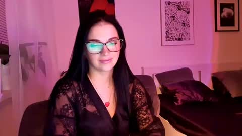 Snapshot of cherryluxe_ chatting on 1, 7, 2026 Kira online show from 1, 7, 2026