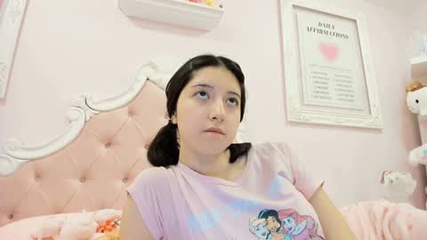 Snapshot of cherrymafer666 chatting on 21, 1, 2025 cherrycute666 online show from 21, 1, 2025