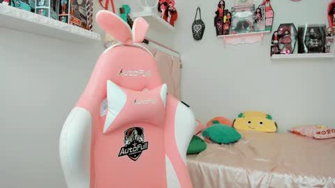 Snapshot of cherrymafer666 chatting on 1, 2, 2025 cherrycute666 online show from 1, 2, 2025