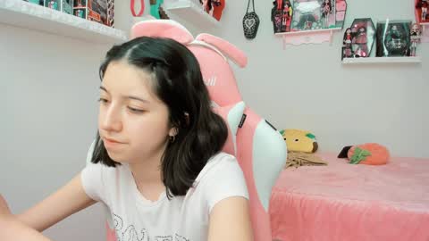 Snapshot of cherrymafer666 chatting on 5, 2, 2025 cherrycute666 online show from 5, 2, 2025