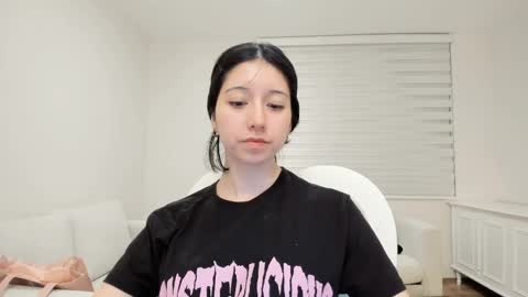 Snapshot of cherrymafer666 chatting on 10, 4, 2026 cherrycute666 online show from 10, 4, 2026