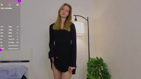 Snapshot of cherrymira chatting on 10, 3, 2026 Loise online show from 10, 3, 2026