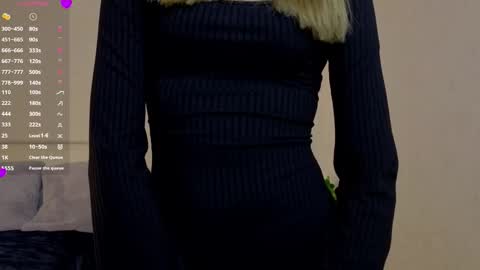 Snapshot of cherrymira chatting on 13, 3, 2026 Loise online show from 13, 3, 2026