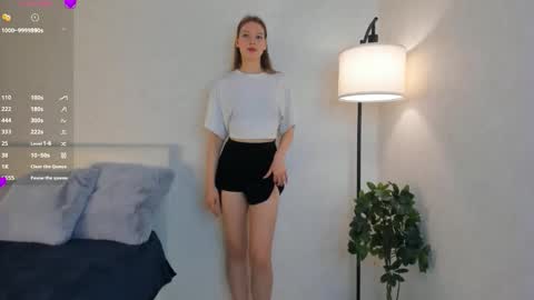 Snapshot of cherrymira chatting on 20, 3, 2026 Loise online show from 20, 3, 2026