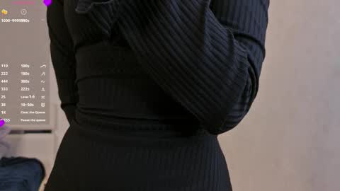 Snapshot of cherrymira chatting on 23, 3, 2026 Loise online show from 23, 3, 2026