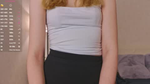 Snapshot of cherrymira chatting on 31, 3, 2026 Loise online show from 31, 3, 2026