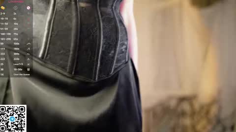 Snapshot of cherrymira chatting on 23, 4, 2026 Loise online show from 23, 4, 2026