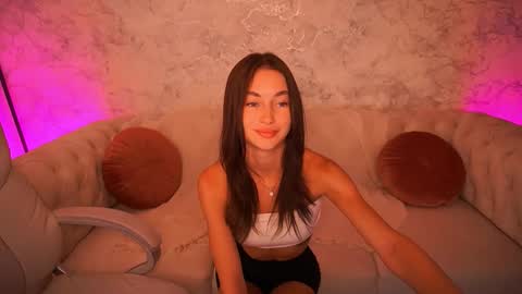 Snapshot of cherryylulu chatting on 15, 9, 2025 cherryylulu online show from 15, 9, 2025