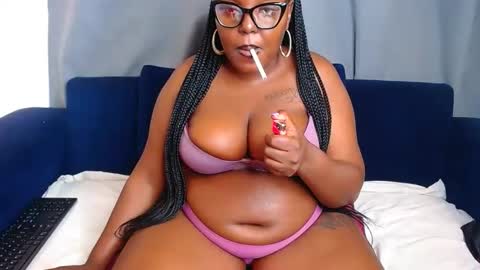 Snapshot of cherryyummy69 chatting on 29, 9, 2025 cherryyummy69 online show from 29, 9, 2025