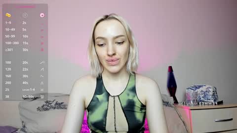 Snapshot of cherylmason chatting on 1, 2, 2025 Cheryl online show from 1, 2, 2025