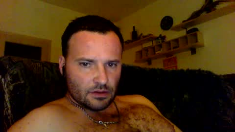 Snapshot of cheryloverboy chatting on 2, 4, 2026 cheryloverboy online show from 2, 4, 2026