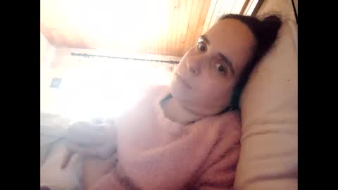 Snapshot of cherymoon89 chatting on 18, 2, 2025 CherryMoon online show from 18, 2, 2025