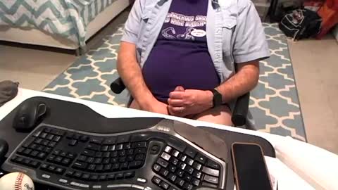 Snapshot of chesbayboy chatting on 3, 12, 2025 chesbayboy online show from 3, 12, 2025