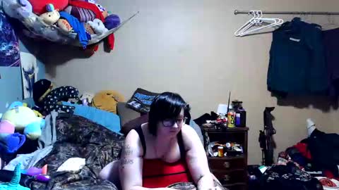 Snapshot of cheshire_wolf chatting on 12, 11, 2025 cheshire_wolf online show from 12, 11, 2025
