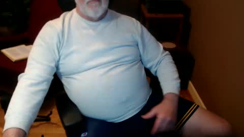 Snapshot of chgodad chatting on 5, 1, 2025 chgodad online show from 5, 1, 2025