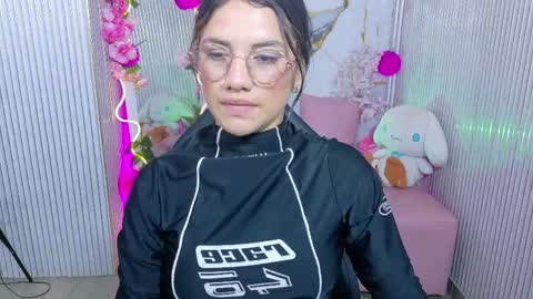 Snapshot of chiara_tay chatting on 6, 6, 2026 Chiara online show from 6, 6, 2026