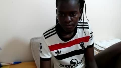 Snapshot of chichie_ chatting on 22, 5, 2026 chichie_ online show from 22, 5, 2026