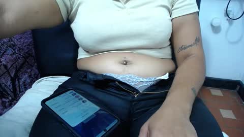 Snapshot of chiky_nastyy chatting on 10, 11, 2025 Chikys online show from 10, 11, 2025