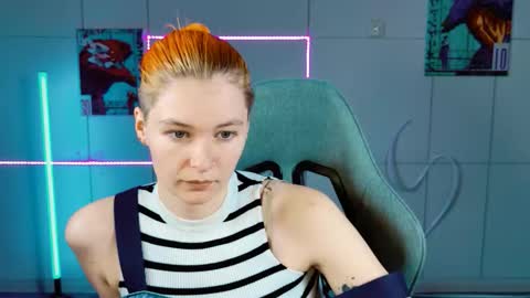 Bella online show from 7, 10, 2025