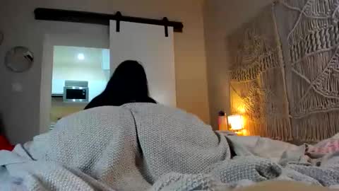 Snapshot of chillwithcamii chatting on 25, 2, 2026 yoursensualparadise online show from 25, 2, 2026